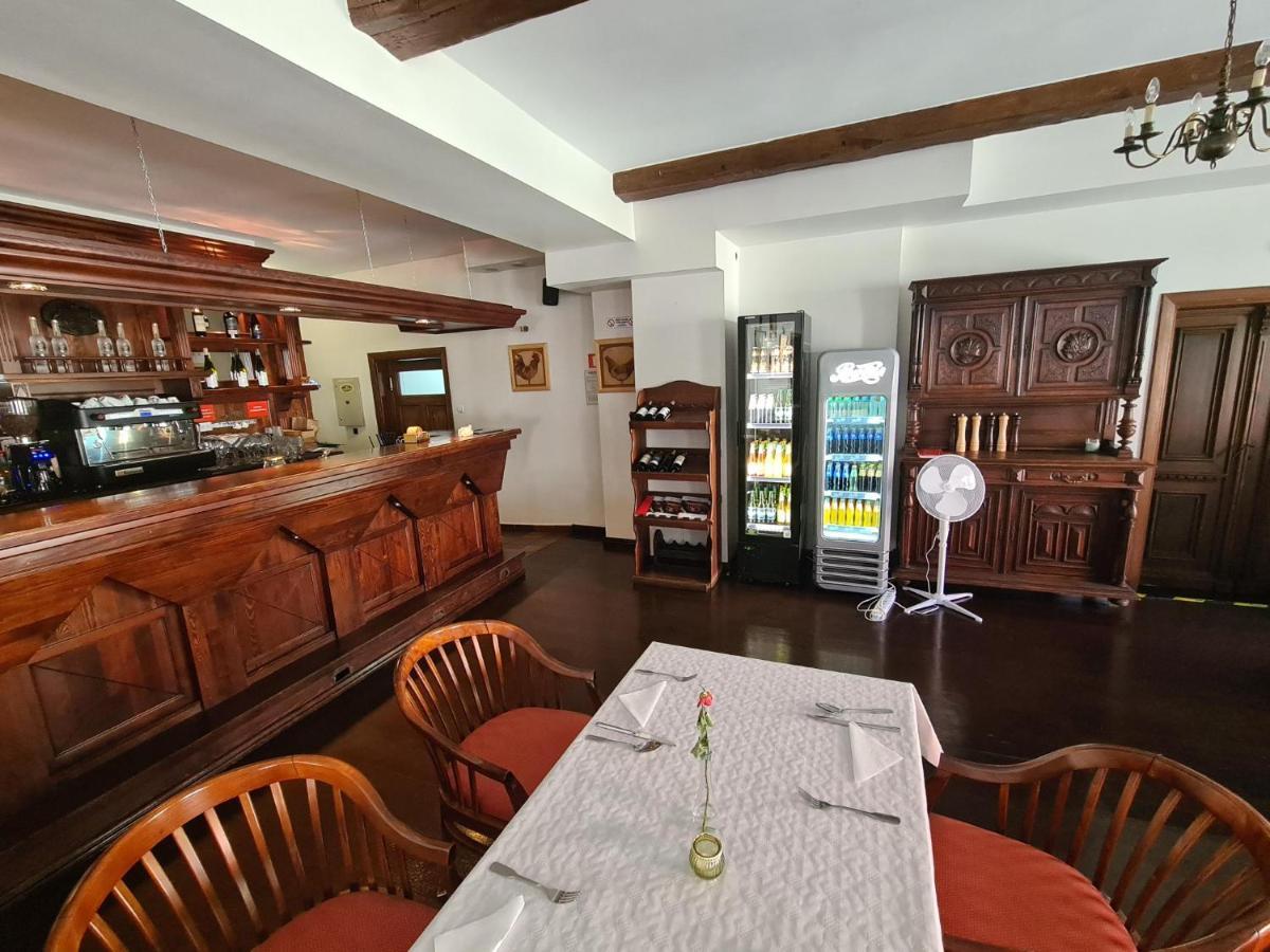 Hotel Zajazd Kultury, Dawniej Pocztowy Zielona Góra Extérieur photo